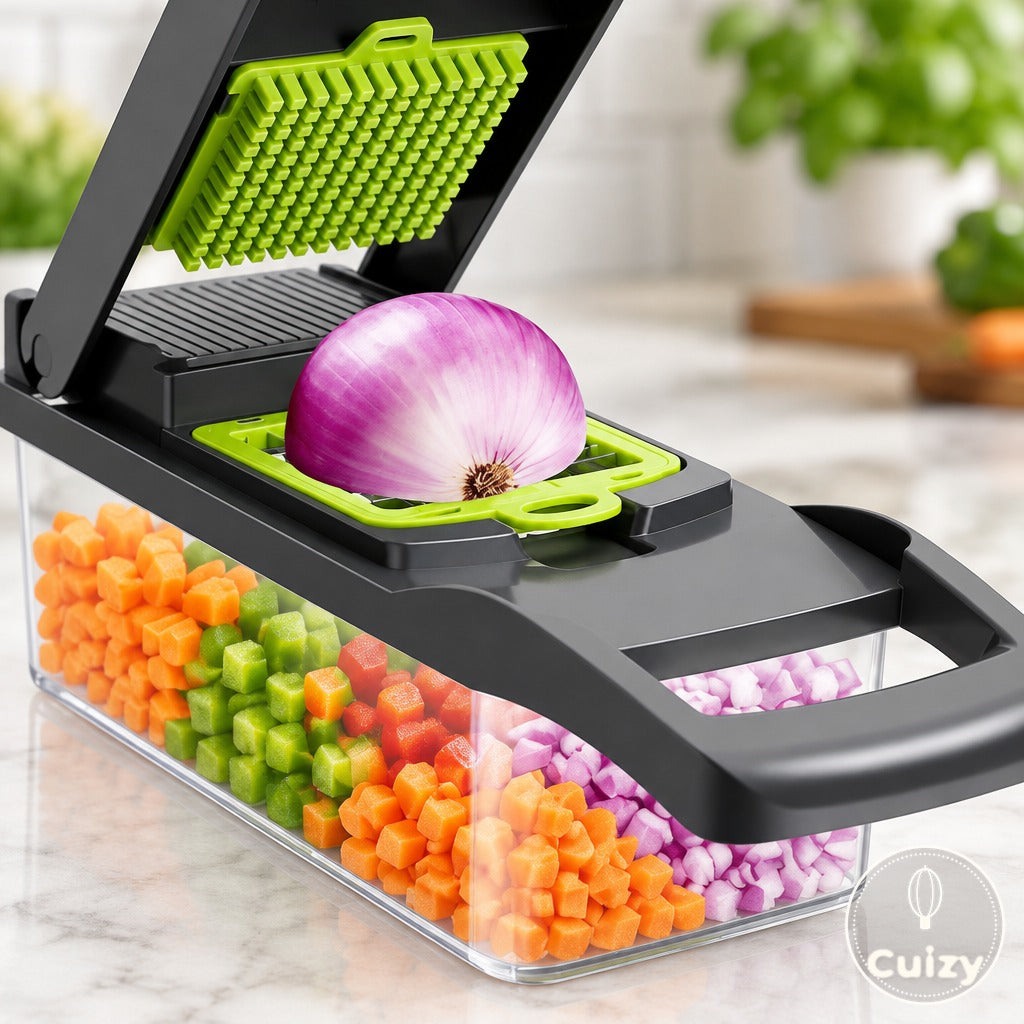 Gros plan sur le bac et les légumes coupés Cuizy Slicer