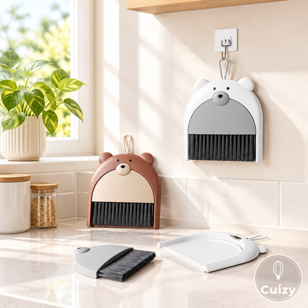 Mini balai et pelle Cuizy Dust dans une cuisine