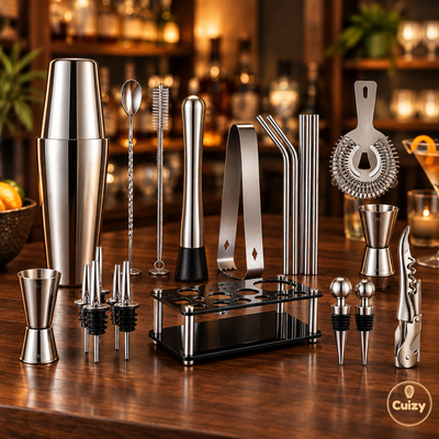 Kit shaker cocktail complet Cuizy Mix sur un comptoir de bar en noyer