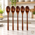 Lot de 5 cuillères en bois Cuizy Taste sur plan de travail